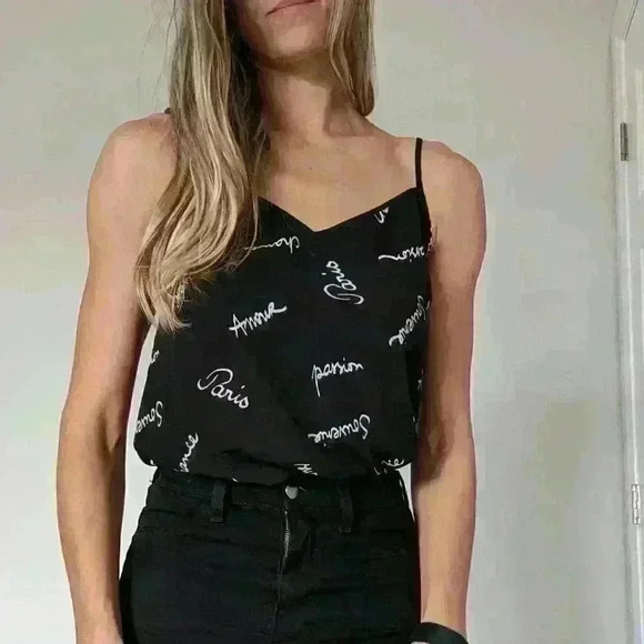 Smart Set, adjustable strap, cami top, black  and white, size small - Picture 4 of 13